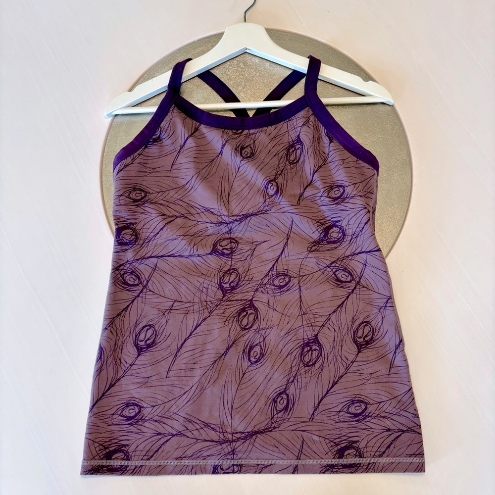 Lululemon racer back tank top,purple peacock print,8, shelf bra,mesh card pocket